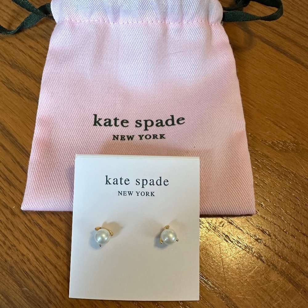 Kate Spade Faux Pearl Stud earring